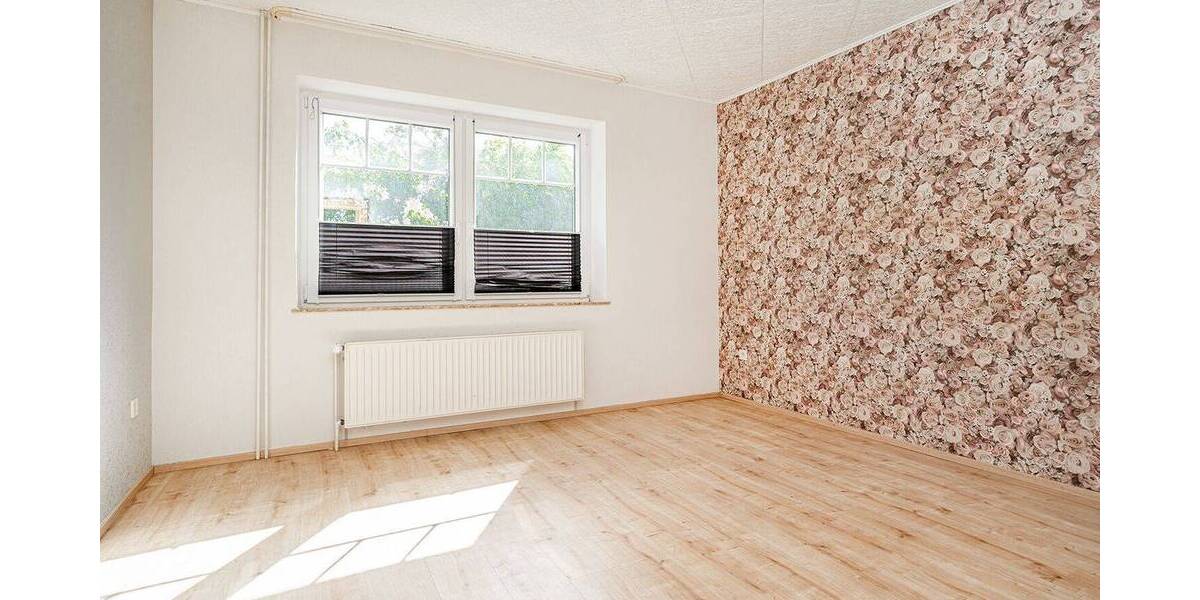 Einfamilienhaus Blomberg - 1 Zimmer, 240 m&sup2;, 399.000&euro; | Angebot:26815807