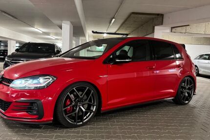 VW Golf 101.000 km 22.990 &euro; Jüchen 41363