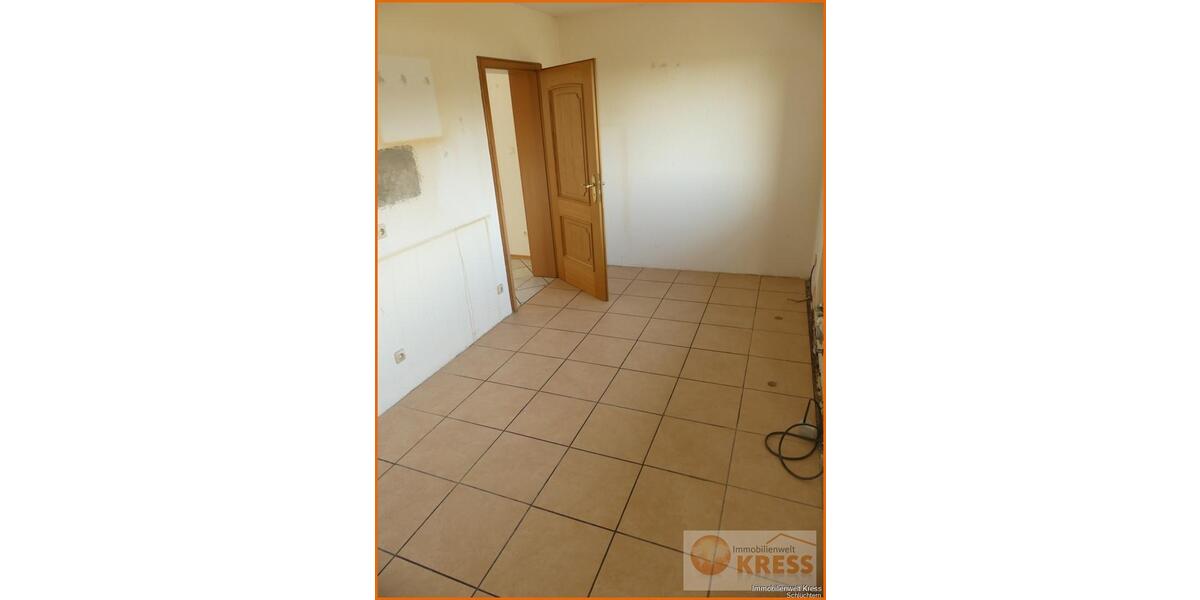 Etagenwohnung Flieden - 4 Zimmer, 136 m&sup2;, 650&euro; | Angebot:25306618