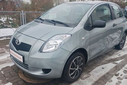 Toyota Yaris 185.121 km 1.490 &euro; Delmenhorst 27751