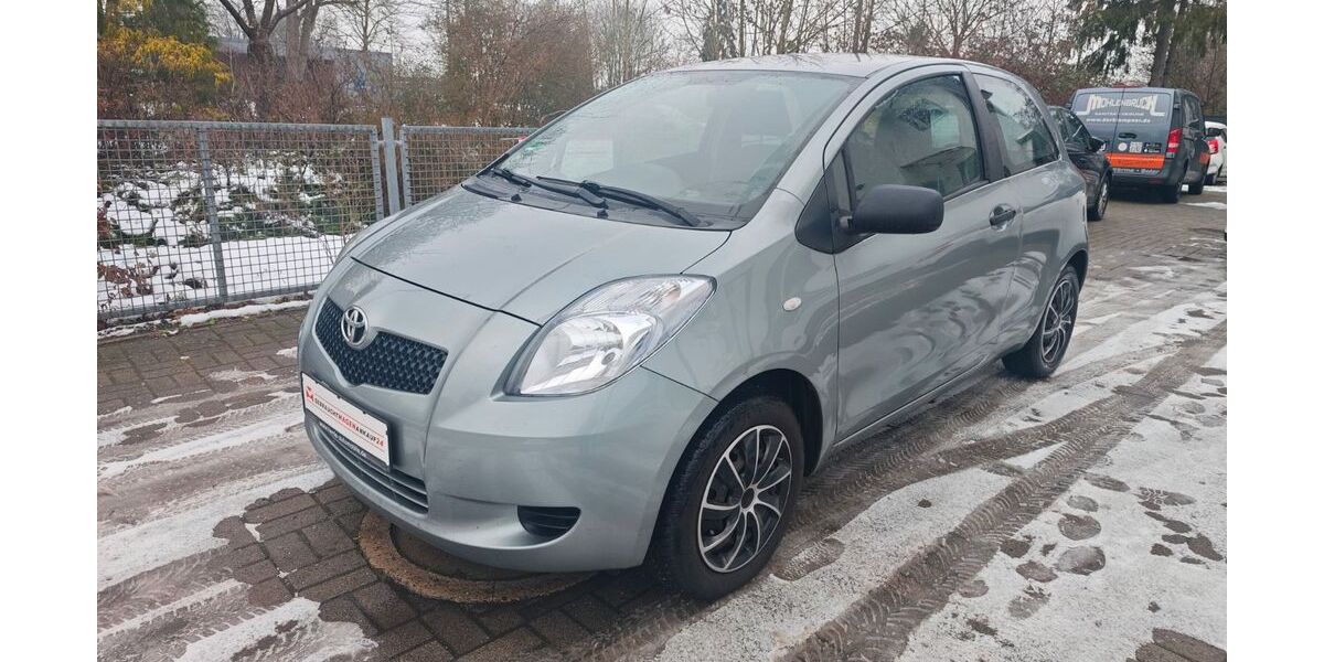 Toyota Yaris 185.121 km 1.490 &euro; Delmenhorst 27751