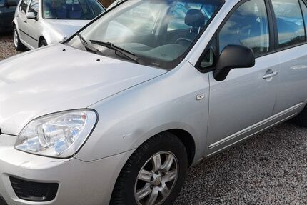 Kia Carens 254.710 km 850 &euro; Lüneburg 21339