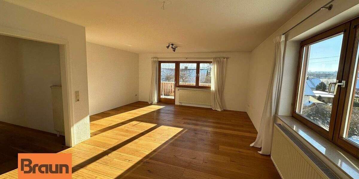 Attraktive 4,5-Zimmer-Eigentumswohung in Trossingen, inkl. Einzelgarage und Pkw-Außenstellplatz 4 zimmer