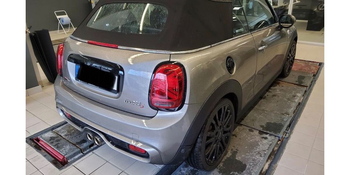 Mini Cooper S Cabrio 90.500 km 15.500 &euro; Am Mellensee 15838