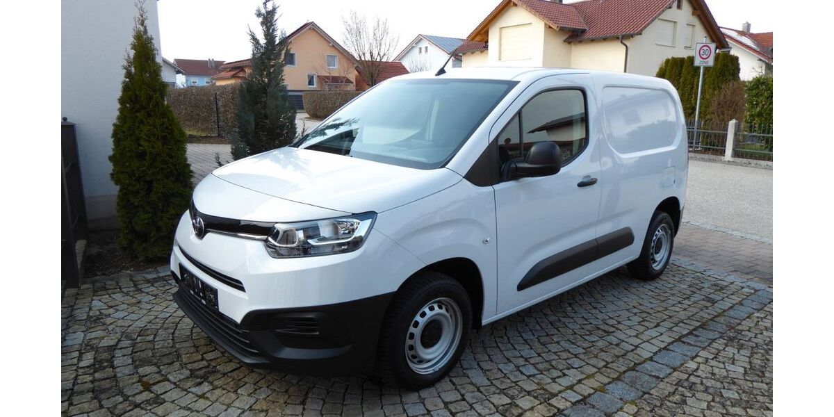 Toyota Proace City 46.500 km 14.450 &euro; Otzing 94563