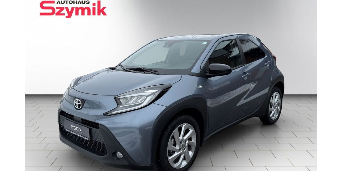 Toyota Aygo (X) 3.500 km 17.290 &euro; Wedemark 30900