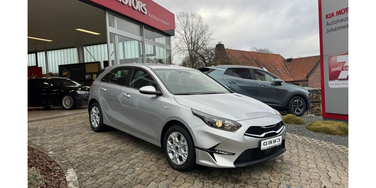 Kia ceed / Ceed 2.500 km 27.920 &euro; Bad Fallingbostel/Dorfm. 29683