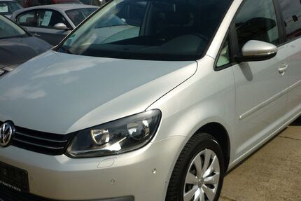 VW Touran 149.000 km 8.500 &euro; Gera 07548