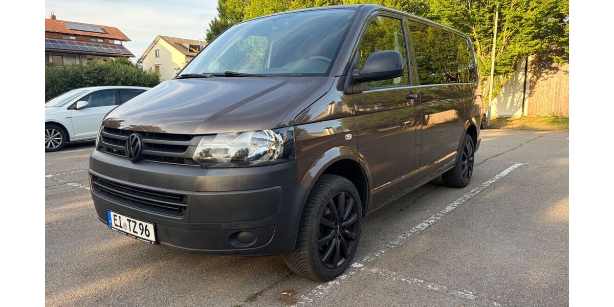 VW T5 Transporter 144.000 km 15.890 &euro; Kösching 85092