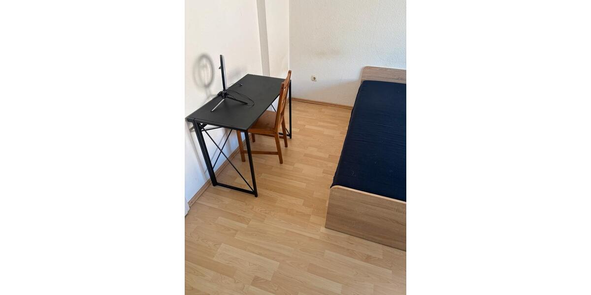 Erdgeschoßwohnung Stadtbergen - 3 Zimmer, 25 m&sup2;, 530&euro; | Angebot:26345463