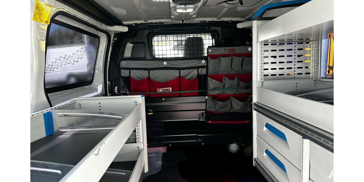 Citroen Jumpy Business M *SORTIMO Ausbau* 125.200 km 19.990 &euro; Meißen 01662