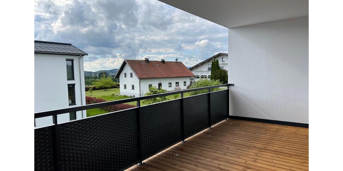 Dachgeschoßwohnung Neukirchen vorm Wald - 3.5 Zimmer, 75 m&sup2;, 270.800&euro; | Angebot:25367554