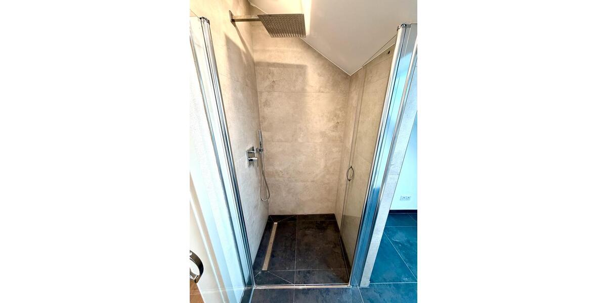 Dachgeschoßwohnung Ingolstadt Nordost - 2 Zimmer, 67 m&sup2;, 950&euro; | Angebot:26394273