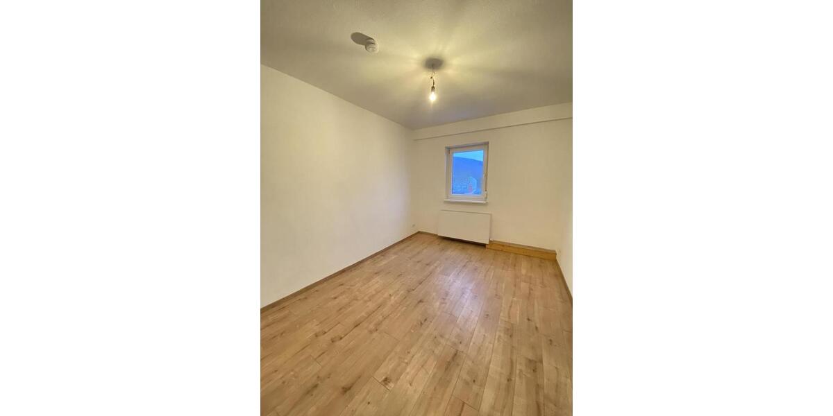 Etagenwohnung Ettlingen - 3 Zimmer, 80 m&sup2;, 1.090&euro; | Angebot:24831468