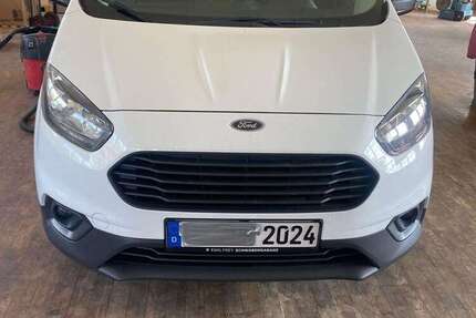 Ford Courier