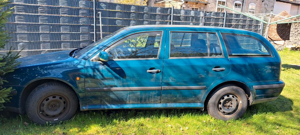 Skoda Octavia 149.000 km 800 &euro; Storkow/Mark 15859