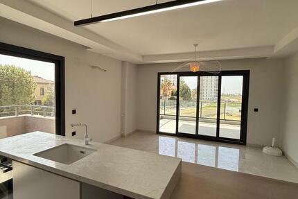 Immobilien in Adana Çukurova 5 zimmer