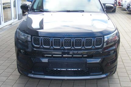 Jeep Compass 79.600 km 21.900 € Weiden 92637