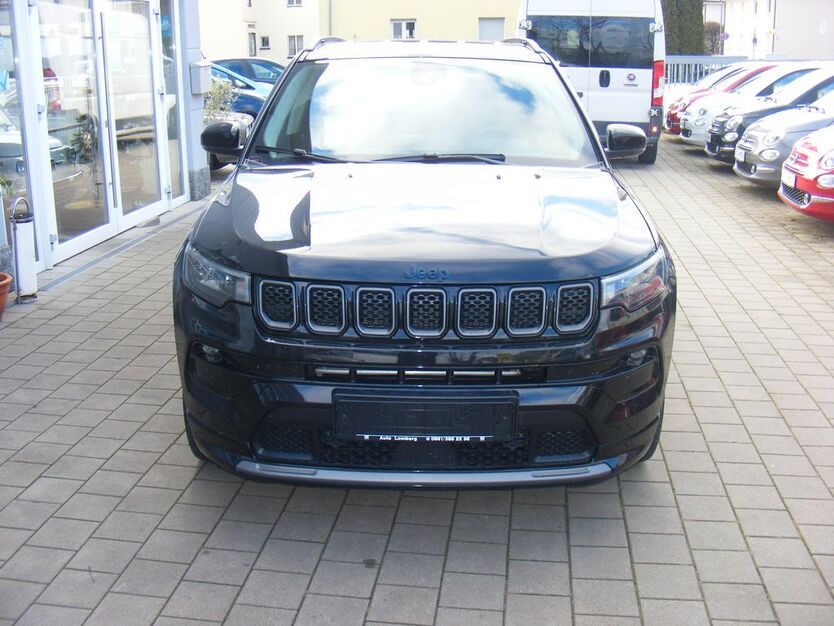 Jeep Compass 79.600 km 21.900 € Weiden 92637