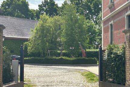 Start 2026 - Modernes Stadthaus im denkmalgeschützten Ensemble 5 zimmer