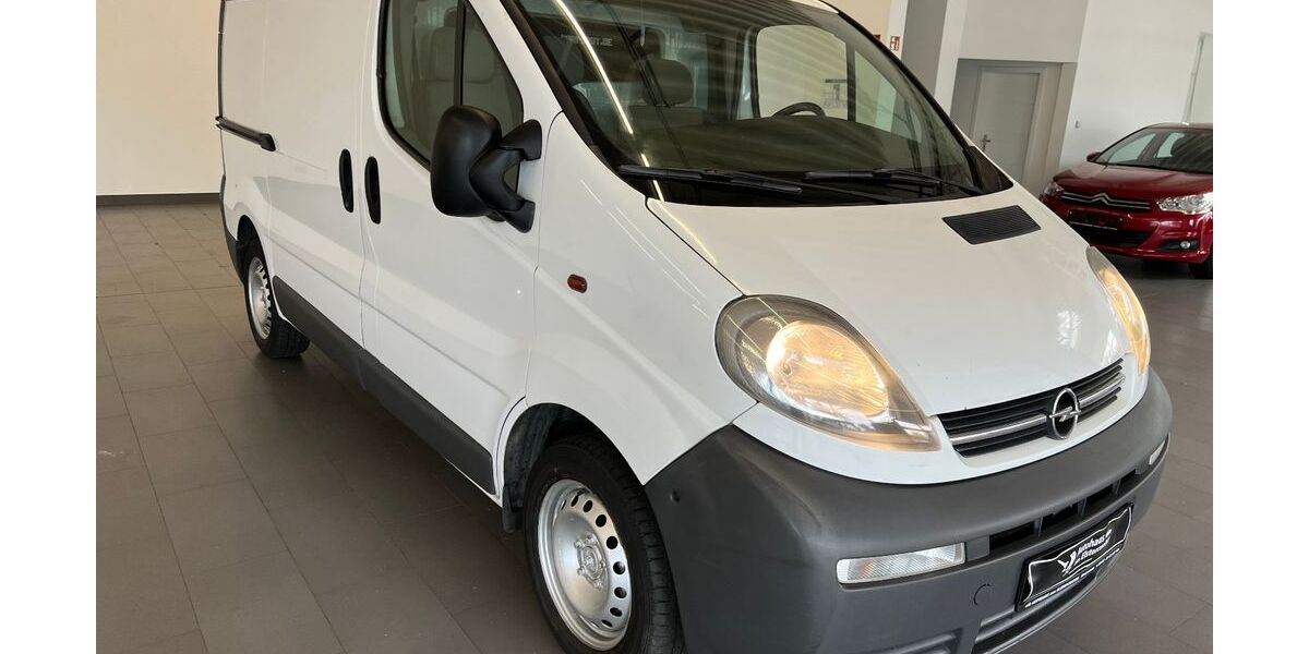 Opel Vivaro 263.400 km 6.990 &euro; Elsterwerda 04910