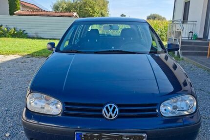 VW Golf 353.000 km 950 &euro; Aholming 94527