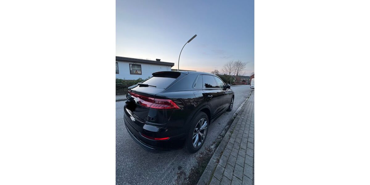Audi Q8 120.000 km 52.100 &euro; Hamburg 21129