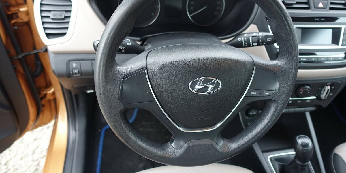 Hyundai i20 Classic Klima ZV-FB Ganzjahresreifen 138.100 km 6.950 &euro; Neumarkt/OPf 92318