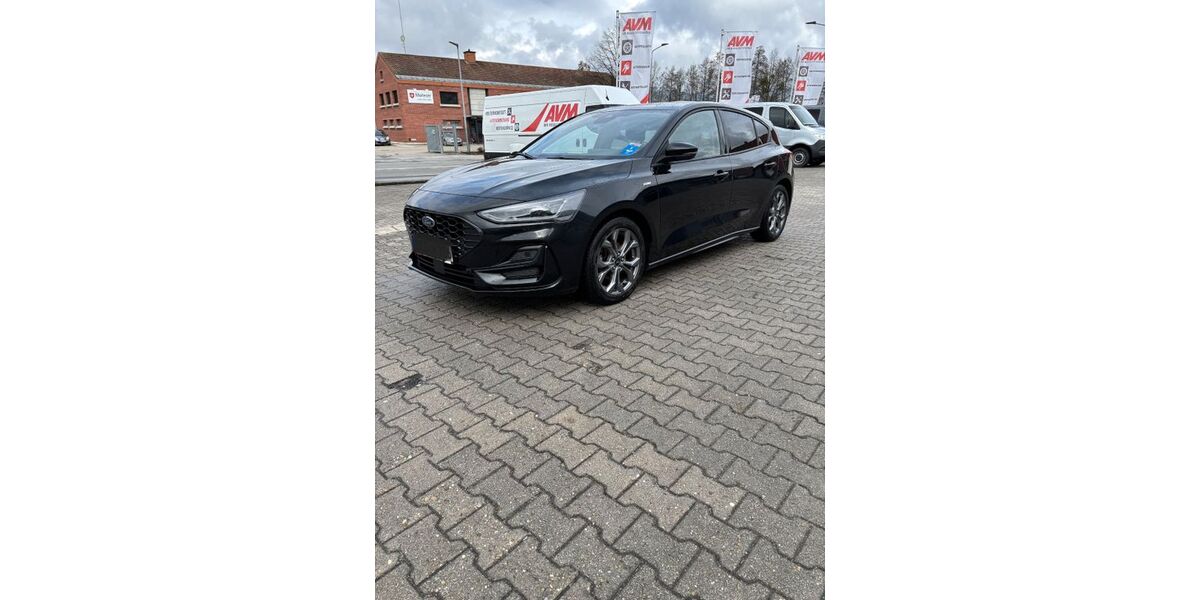 Ford Focus 71.000 km 19.900 &euro; Deggendorf 94469