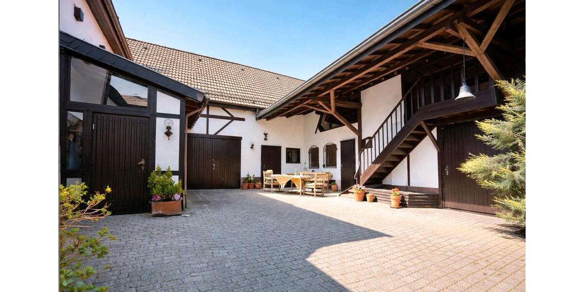 Bauernhaus, Landhaus Nettersheim - 18 Zimmer, 354 m&sup2;, 449.000&euro; | Angebot:26066035