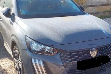 Peugeot 208 16.275 km 19.680 &euro; Rüsselsheim 65428