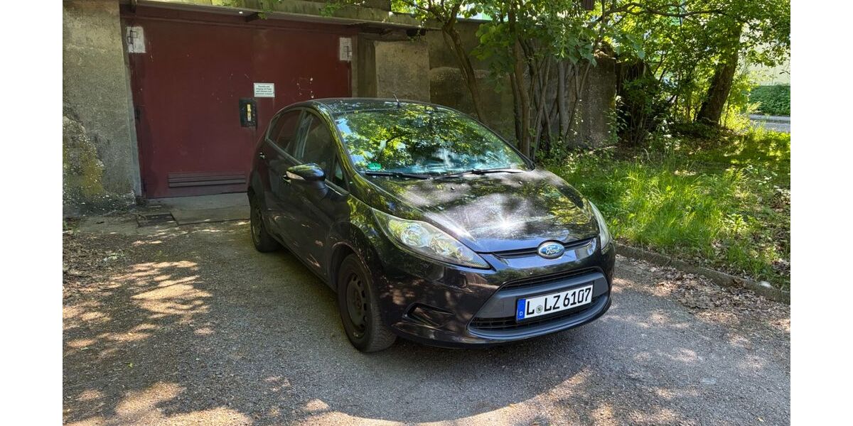 Ford Fiesta 183.000 km 2.350 &euro; Leipzig 04289