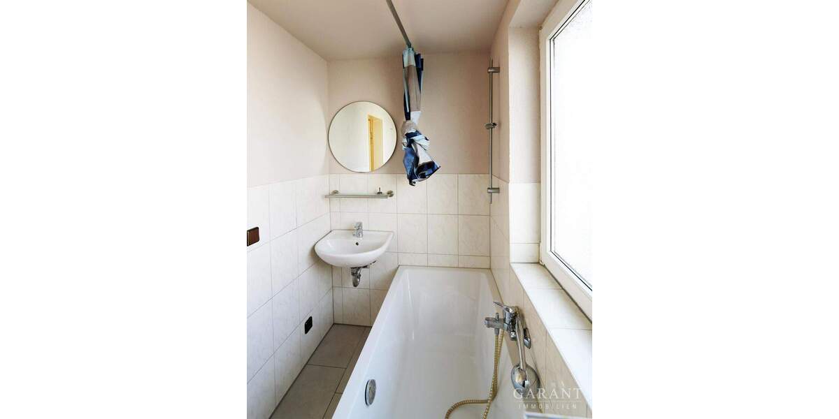 Doppelhaushälfte Vaihingen an der Enz - 4 Zimmer, 90 m&sup2;, 960&euro; | Angebot:25117023