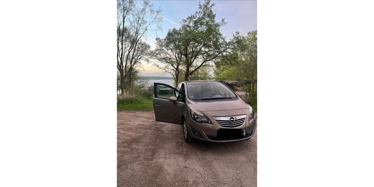 Opel Meriva 60.200 km 5.250 &euro; Harrislee 24955