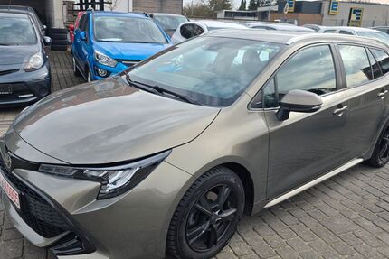 Toyota Corolla 183.000 km 10.900 &euro; Randersacker 97236