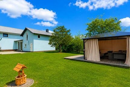 Wohnhaus + Gästehaus mit großen Grundstück in Feldrandlage! Nur 20 Minuten zum Ostseestrand! - Haus Ahrensbök | Angebot:26495860