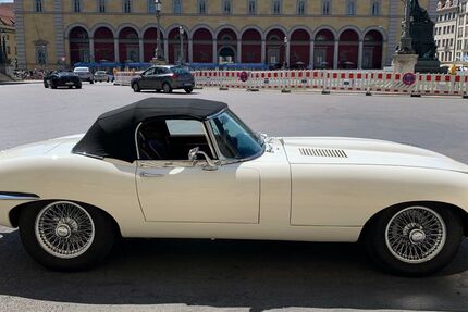 Jaguar E-Type 5.400 km 85.000 € München 80798