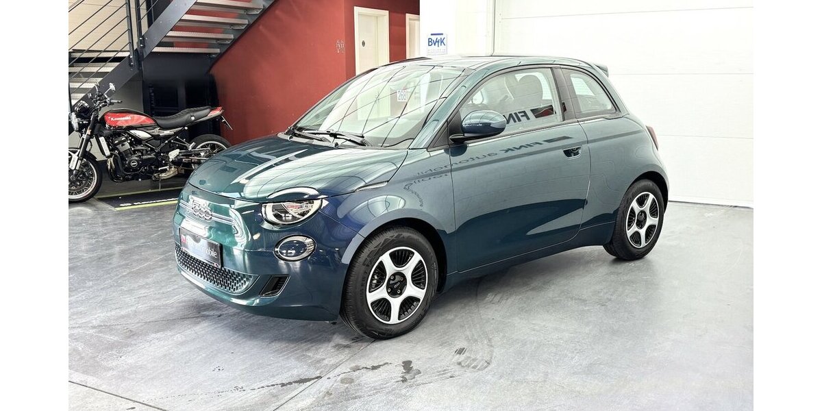 Fiat 500e Action 1.Hand Carplay 9.751 km 14.820 &euro; Lich 35423