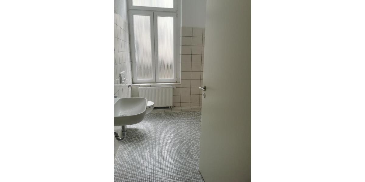 Etagenwohnung Iserlohn - 5 Zimmer, 160 m&sup2;, 990&euro; | Angebot:24687518