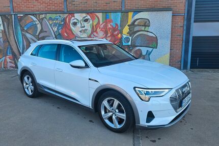 Audi e-tron 121.000 km 23.600 € Brandenburg 14770