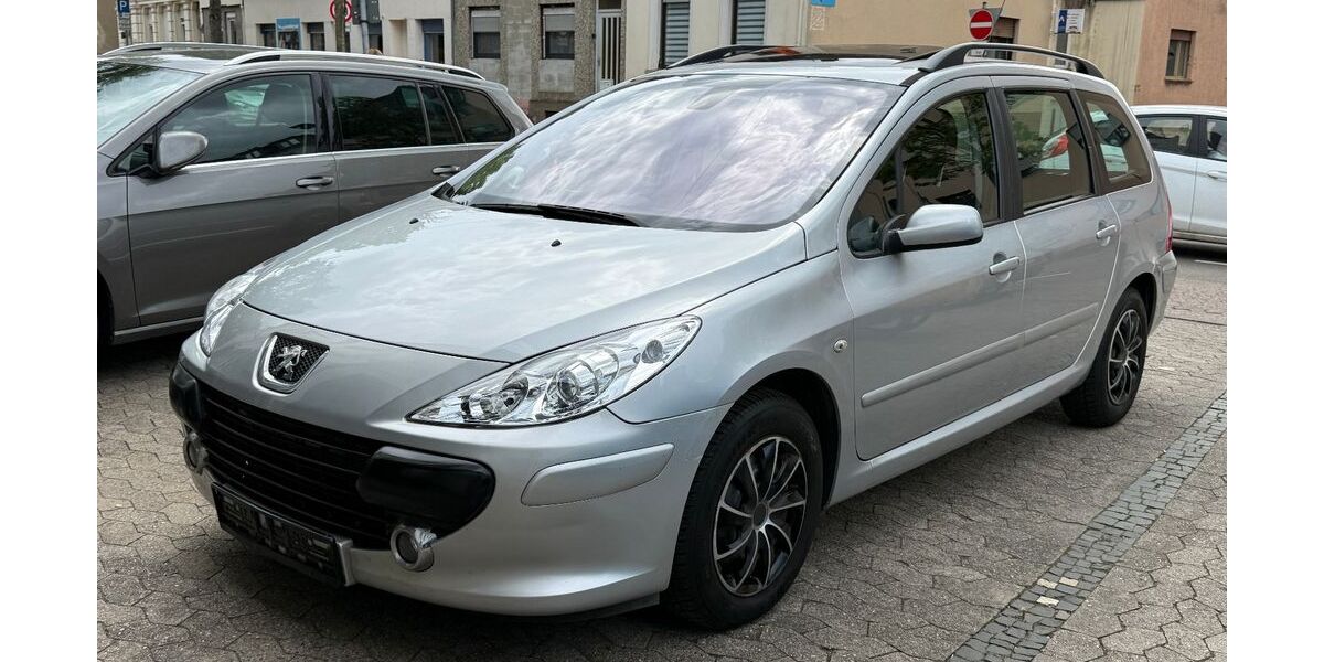 Peugeot 307 187.200 km 1.900 &euro; Saarbrücken - Burbach 66115