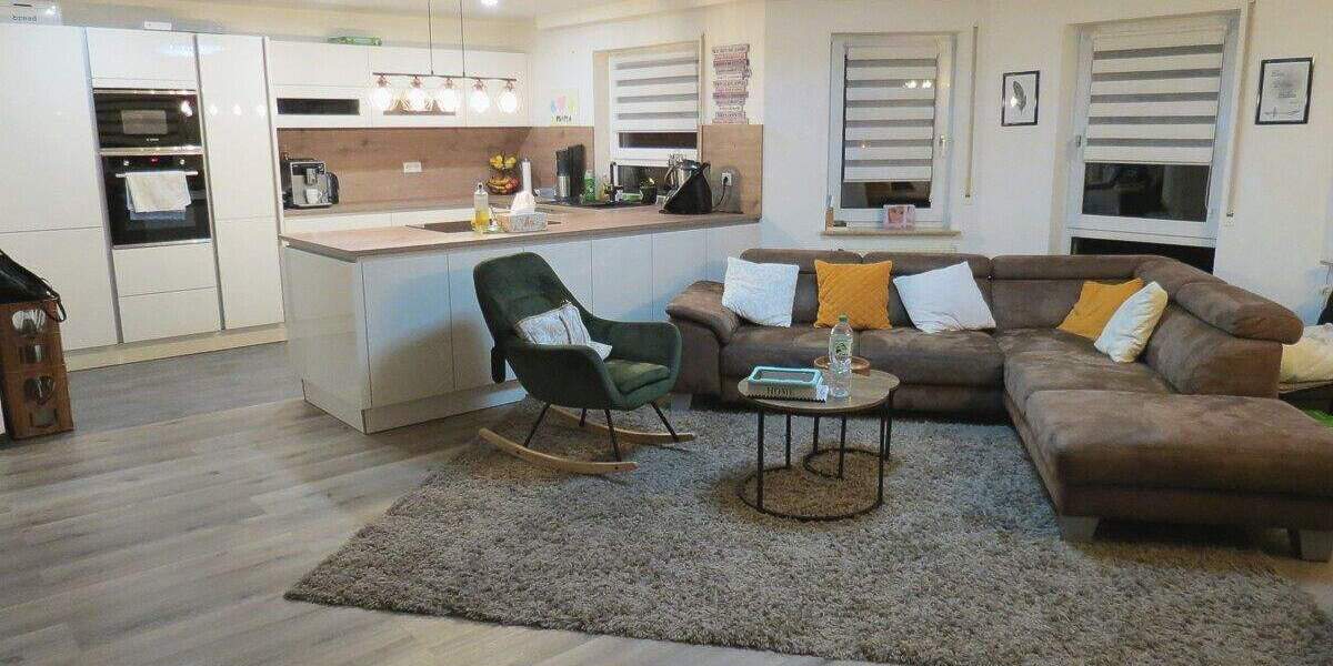 Etagenwohnung Lauda-Königshofen Lauda - 5 Zimmer, 130 m&sup2;, 368.000&euro; | Angebot:25670319