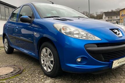 Peugeot 206 108.000 km 3.999 &euro; Germersheim 76726