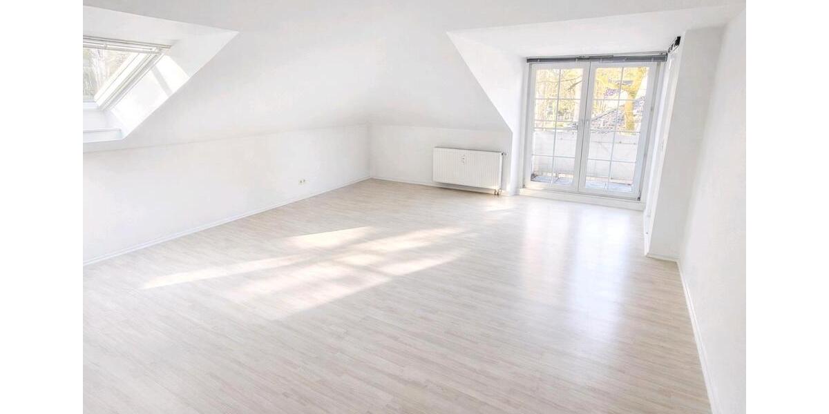 Dachgeschoßwohnung Glienicke/Nordbahn Nordbahn - 2 Zimmer, 90 m&sup2;, 1.300&euro; | Angebot:26073741
