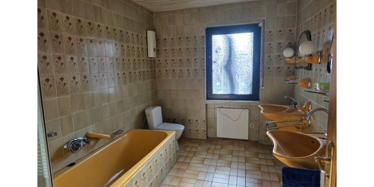 Einfamilienhaus Mehren - 6 Zimmer, 160 m&sup2;, 129.900&euro; | Angebot:23581522