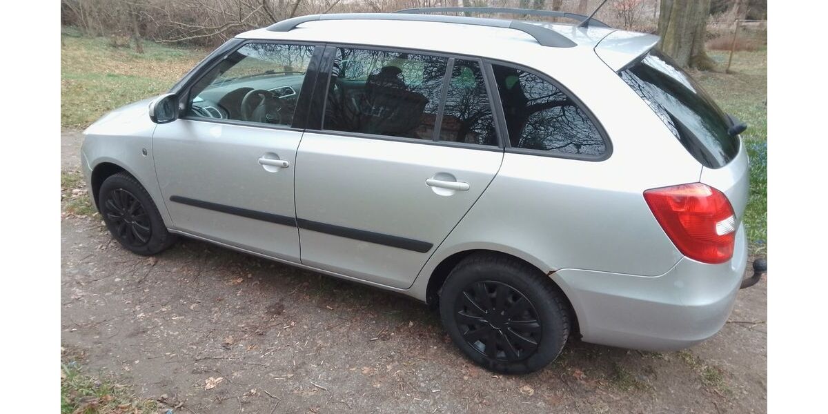 Skoda Fabia 220.000 km 1.190 &euro; Altenberg 01773