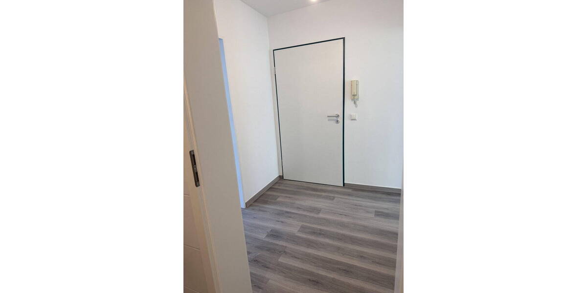 Etagenwohnung Düsseldorf Oberkassel - 2 Zimmer, 74 m&sup2;, 1.097&euro; | Angebot:26329682