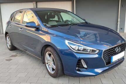Hyundai i30 89.000 km 13.450 &euro; Fürth 90763