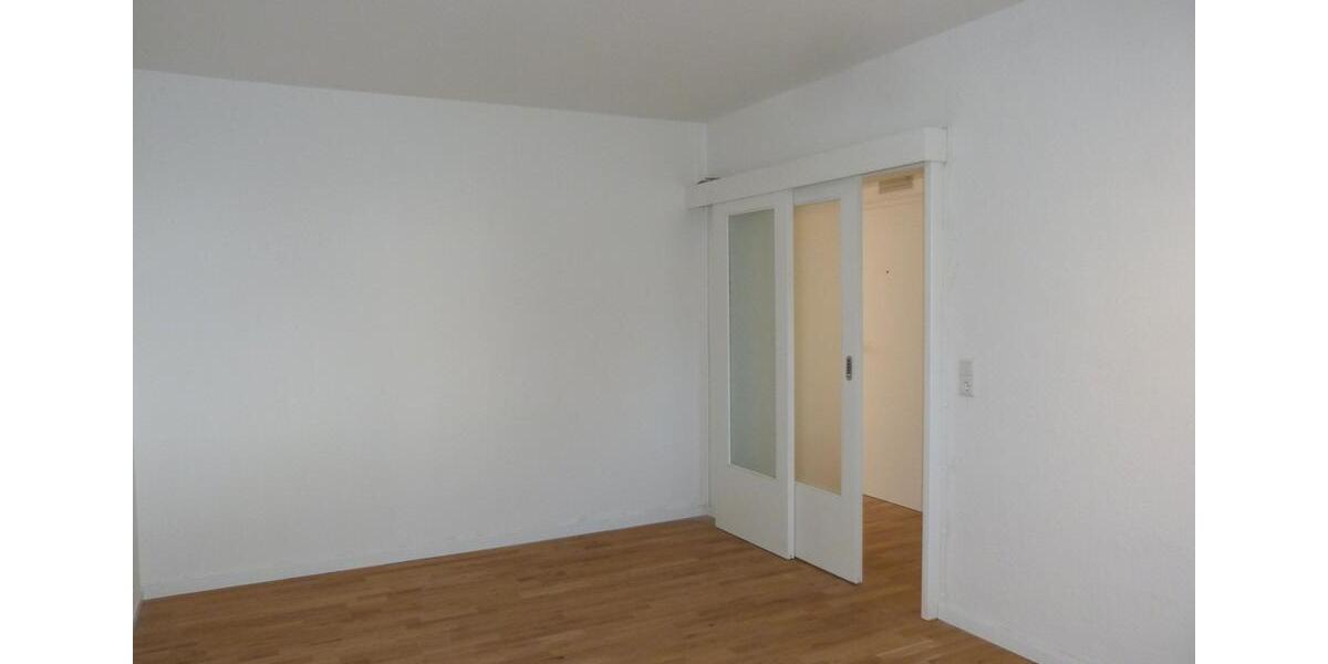 von privat: maschseenah und kernsaniert 2 zimmer