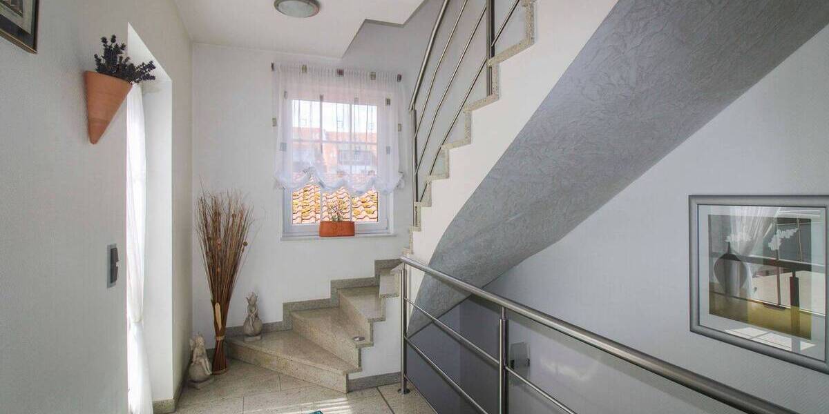 Mehrfamilienhaus, Wohnhaus Osterode am Harz Osterode - 9 Zimmer, 258 m&sup2;, 399.000&euro; | Angebot:26826074